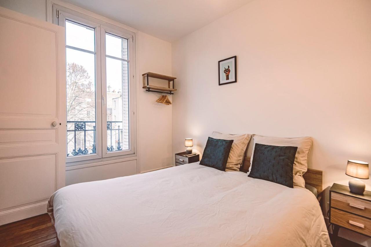 Charme De L'Ancien Pour Cet Appartement Entierement Renove Dans L'Hypercentre De Reims Exterior photo